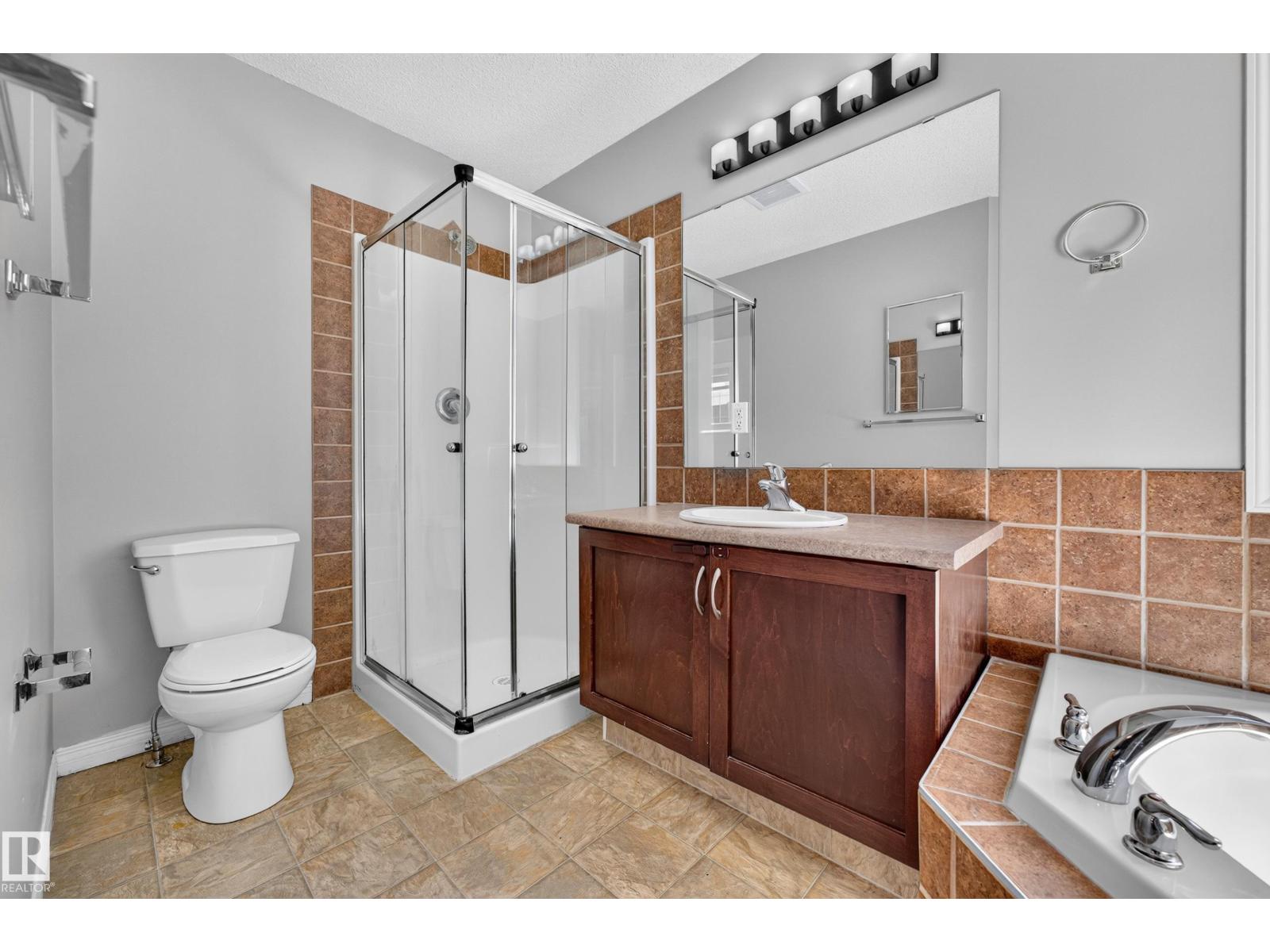 1530 76 ST SW - Image 21