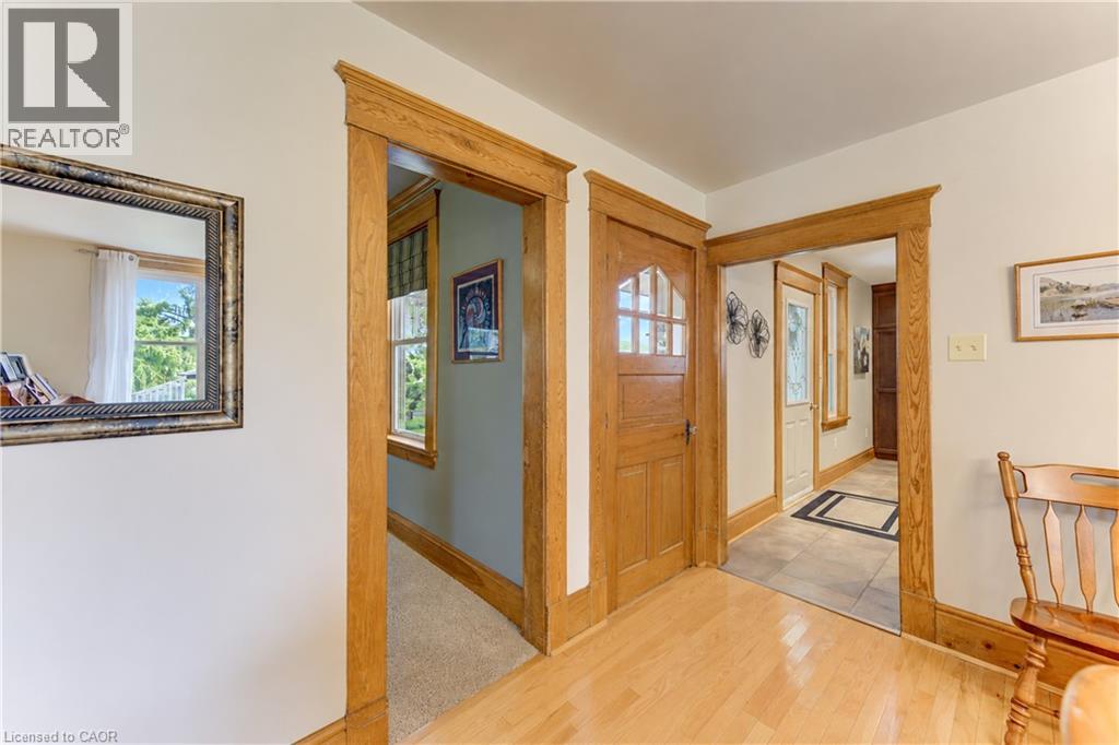 3045A BLEAMS Road, New Hamburg — photo 7