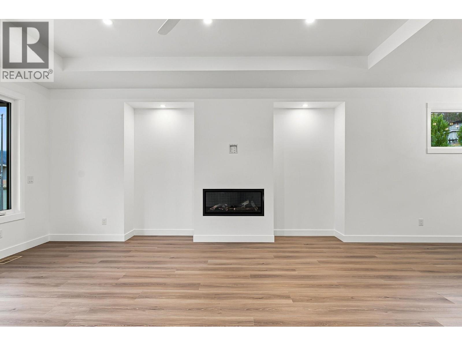 491 Clifton Road N - Image 11