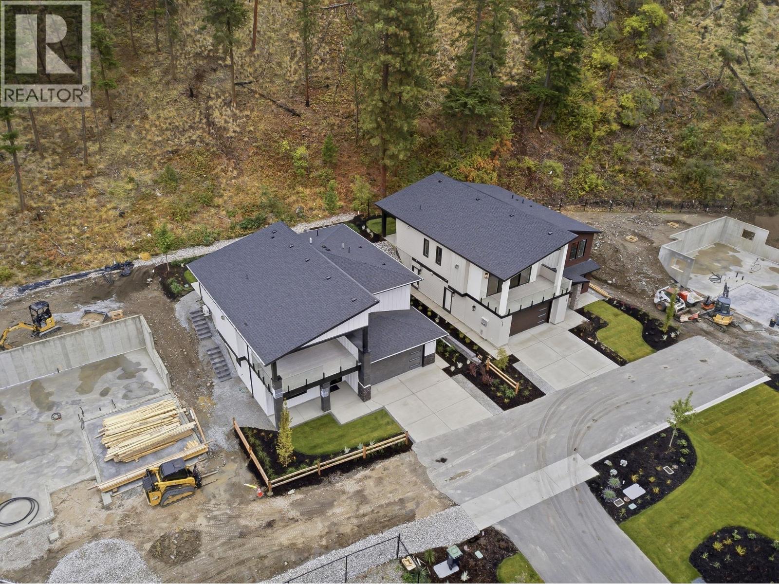 491 Clifton Road N - Image 52