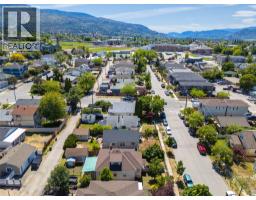 574 Van Horne Street, Penticton, BC V2A4K8 Photo 41
