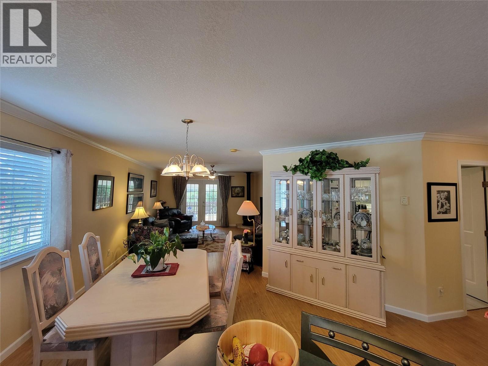 #5 522 Vansanten Road - 12