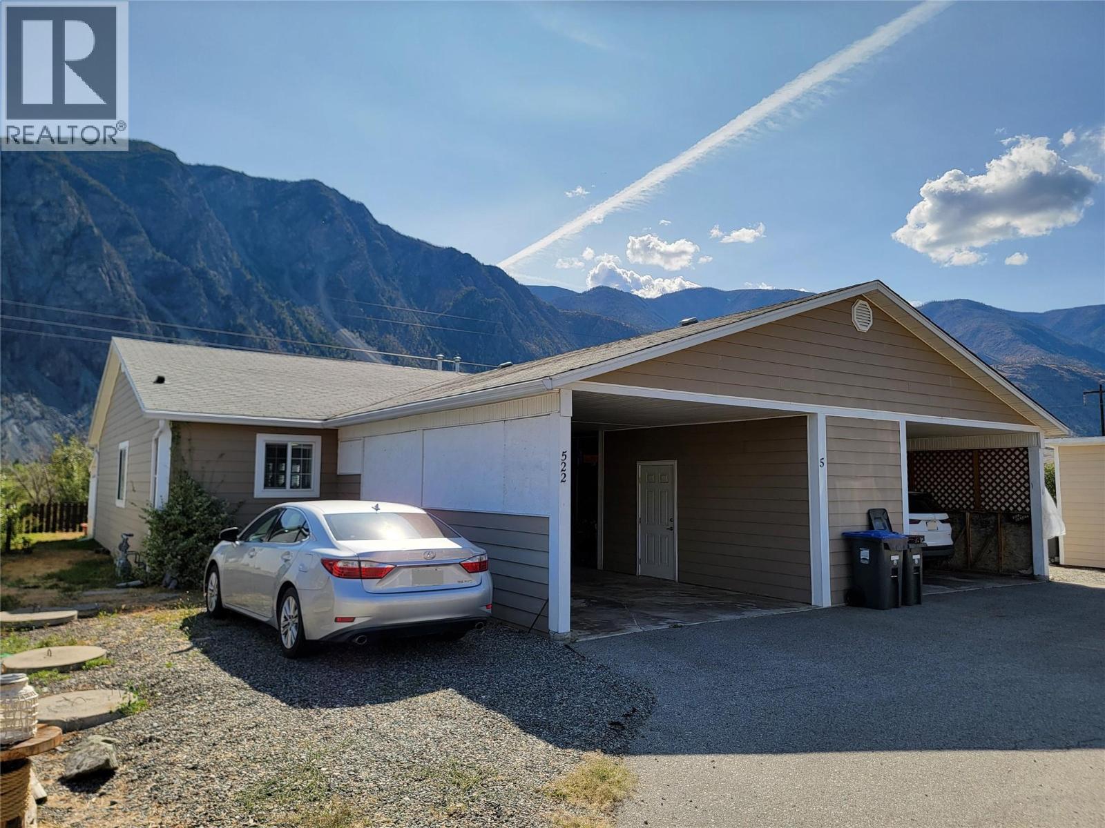 #5 522 Vansanten Road - 36