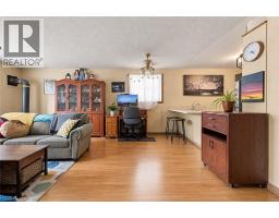 4pc Bathroom - 26 Renfrew Street E, Caledonia, ON N3W1E8 Photo 16