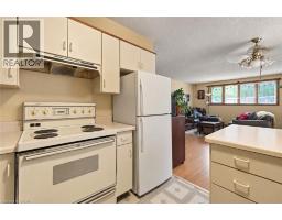 4pc Bathroom - 26 Renfrew Street E, Caledonia, ON N3W1E8 Photo 18
