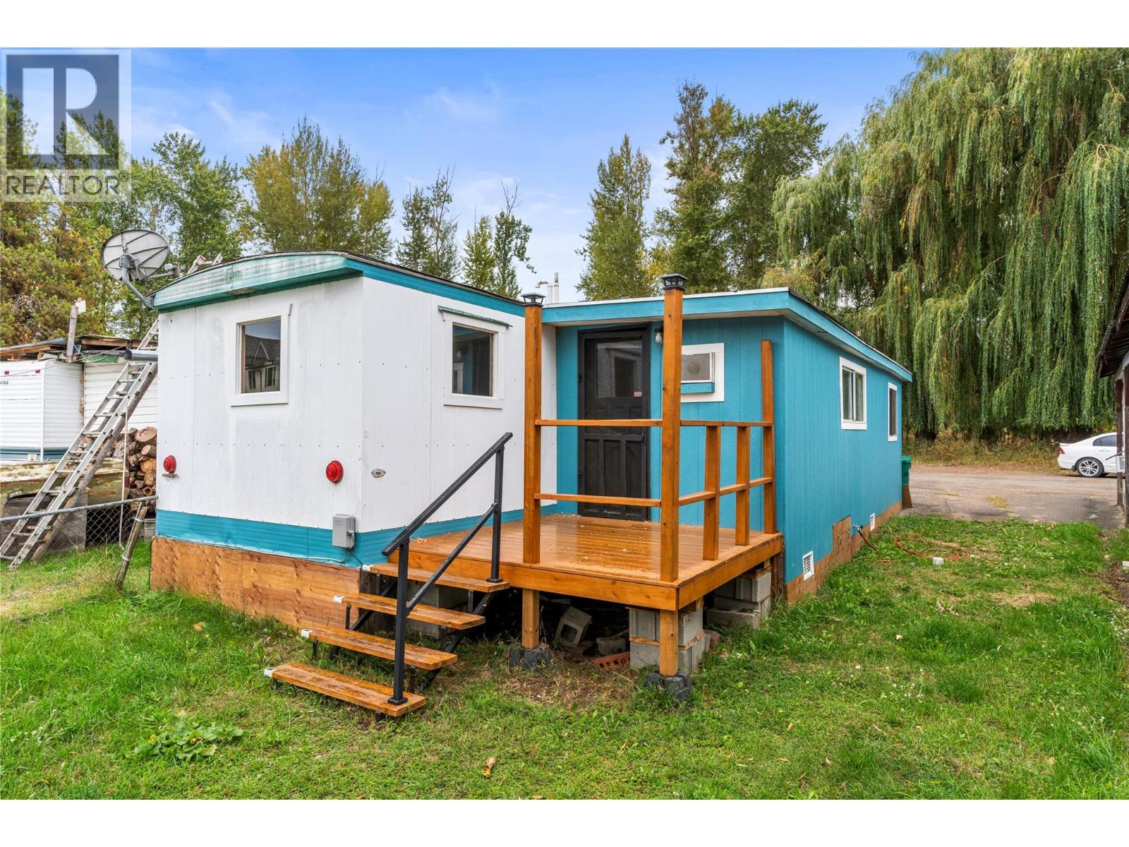 #4 1879 Faulkner Avenue - 5