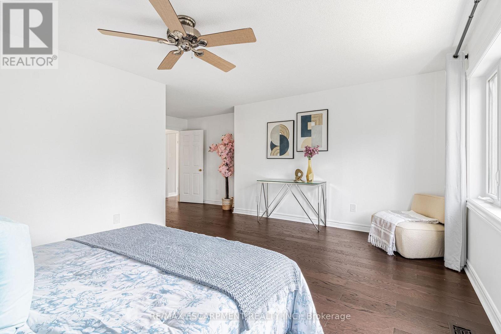 5576 MIDDLEBURY DRIVE - Image 30