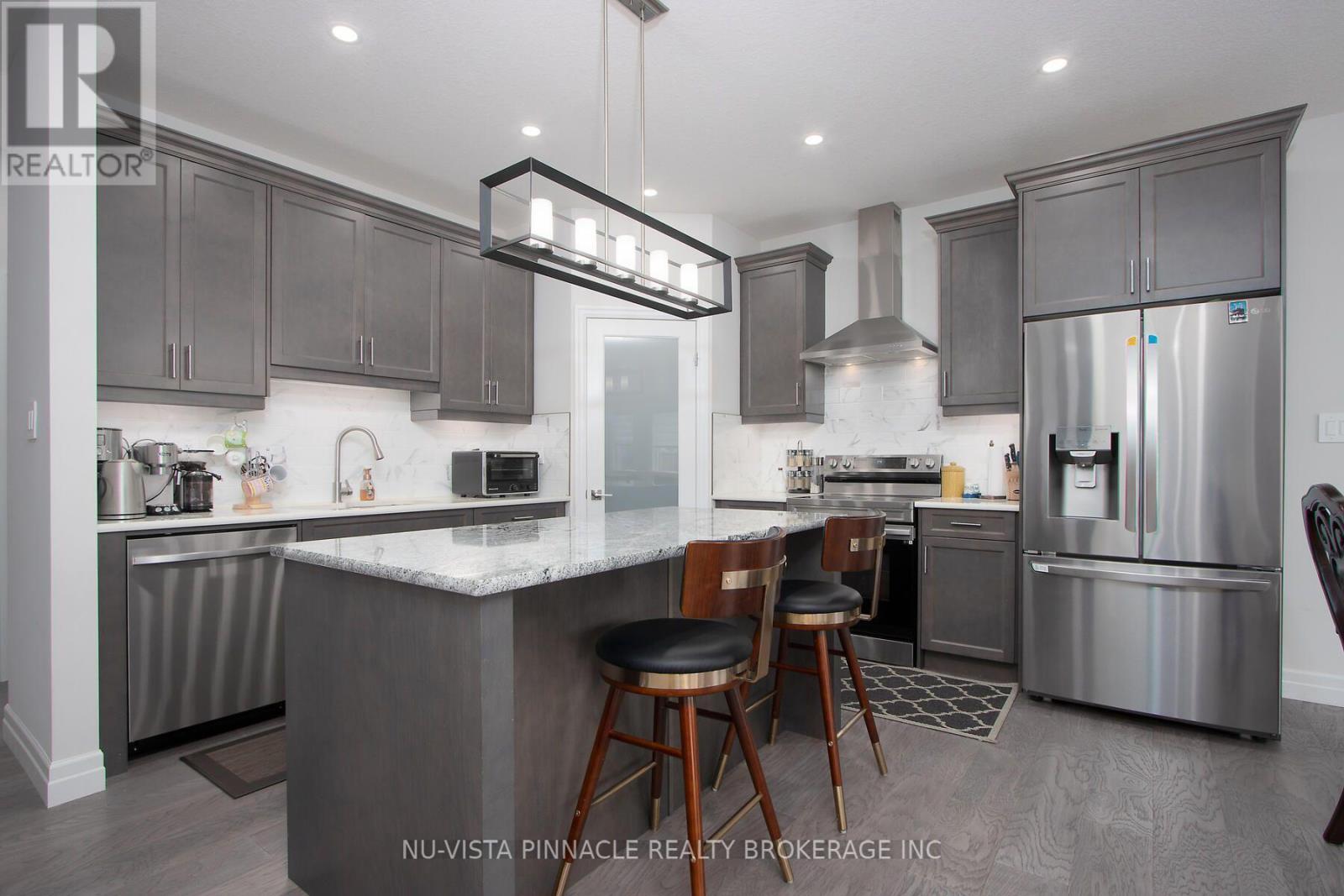 2192 SADDLEROCK AVENUE, London North (North S) — photo 8