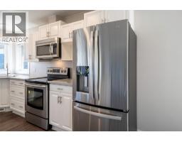 8210 Stoneridge Drive, Coldstream, BC V1B3M3 Photo 28