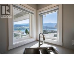 8210 Stoneridge Drive, Coldstream, BC V1B3M3 Photo 29