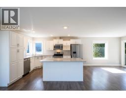 8210 Stoneridge Drive, Coldstream, BC V1B3M3 Photo 26