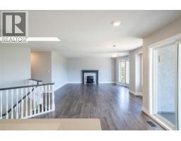 8210 Stoneridge Drive, Coldstream, BC V1B3M3 Photo 34