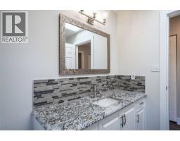 8210 Stoneridge Drive, Coldstream, BC V1B3M3 Photo 39