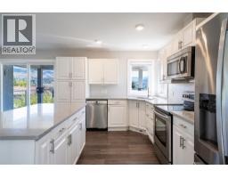 8210 Stoneridge Drive, Coldstream, BC V1B3M3 Photo 30