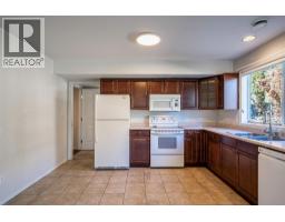 8210 Stoneridge Drive, Coldstream, BC V1B3M3 Photo 72