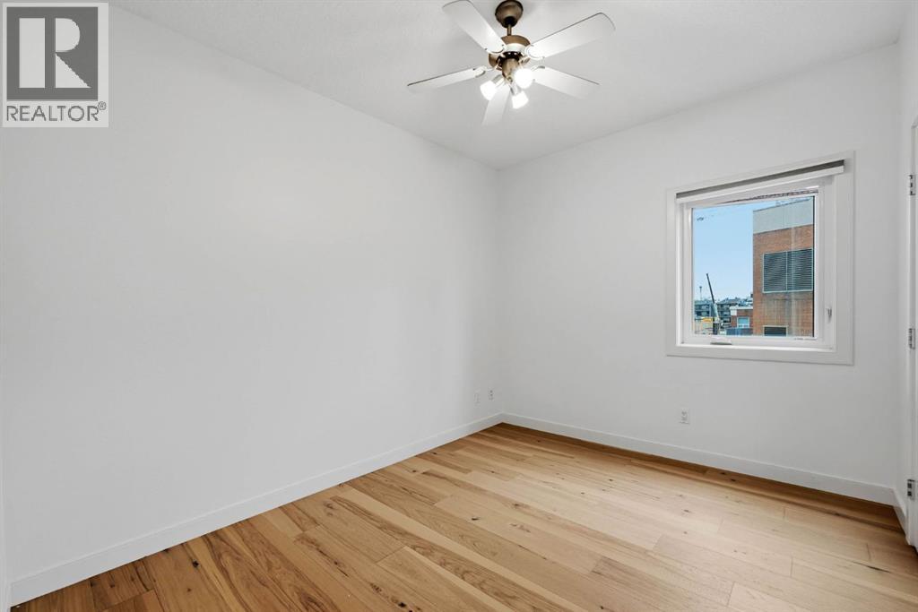 #205 1818 14 Street SW - 11