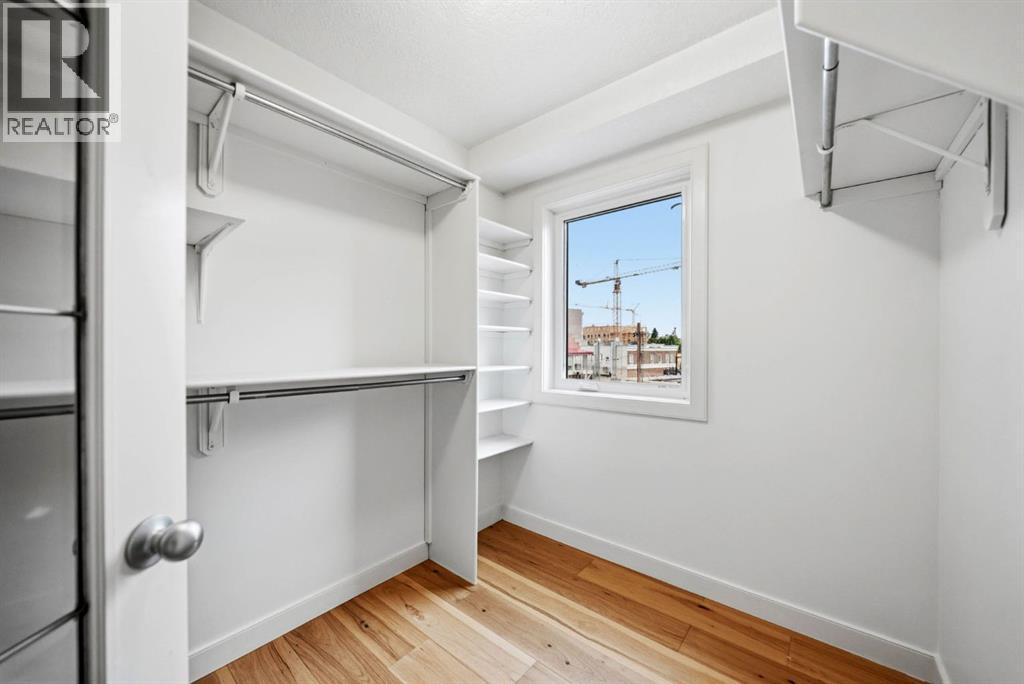 #205 1818 14 Street SW - 18