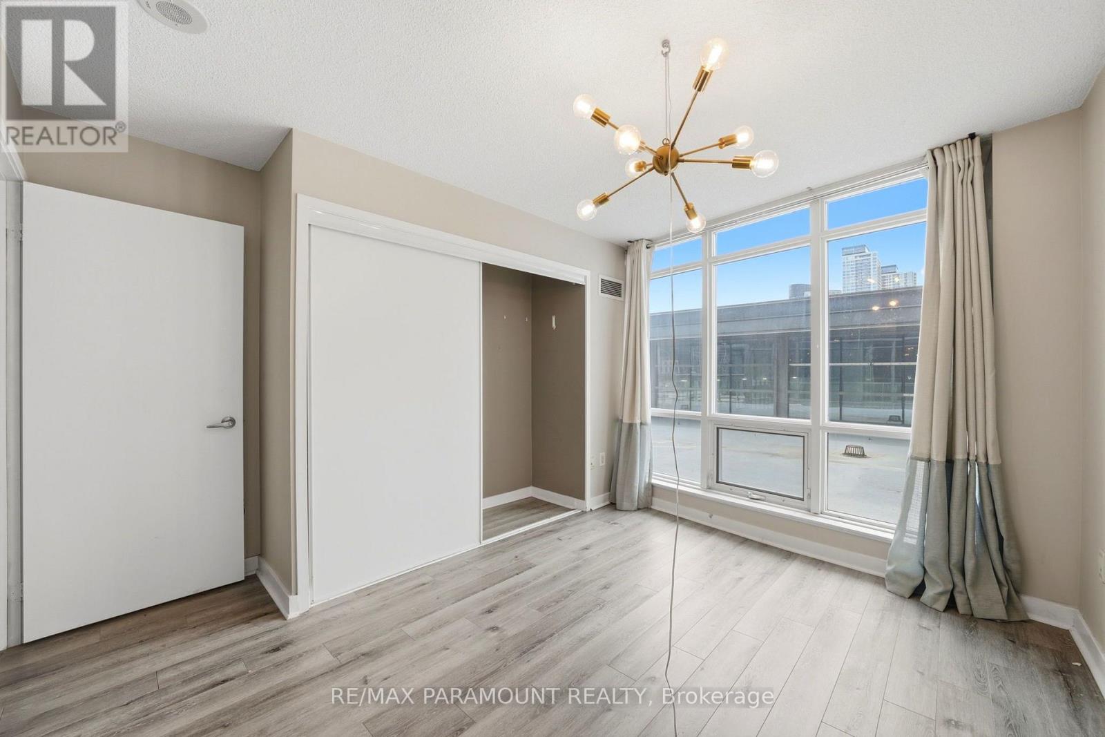 215 - 11 BRUNEL COURT, Toronto (Waterfront Communities) — photo 12