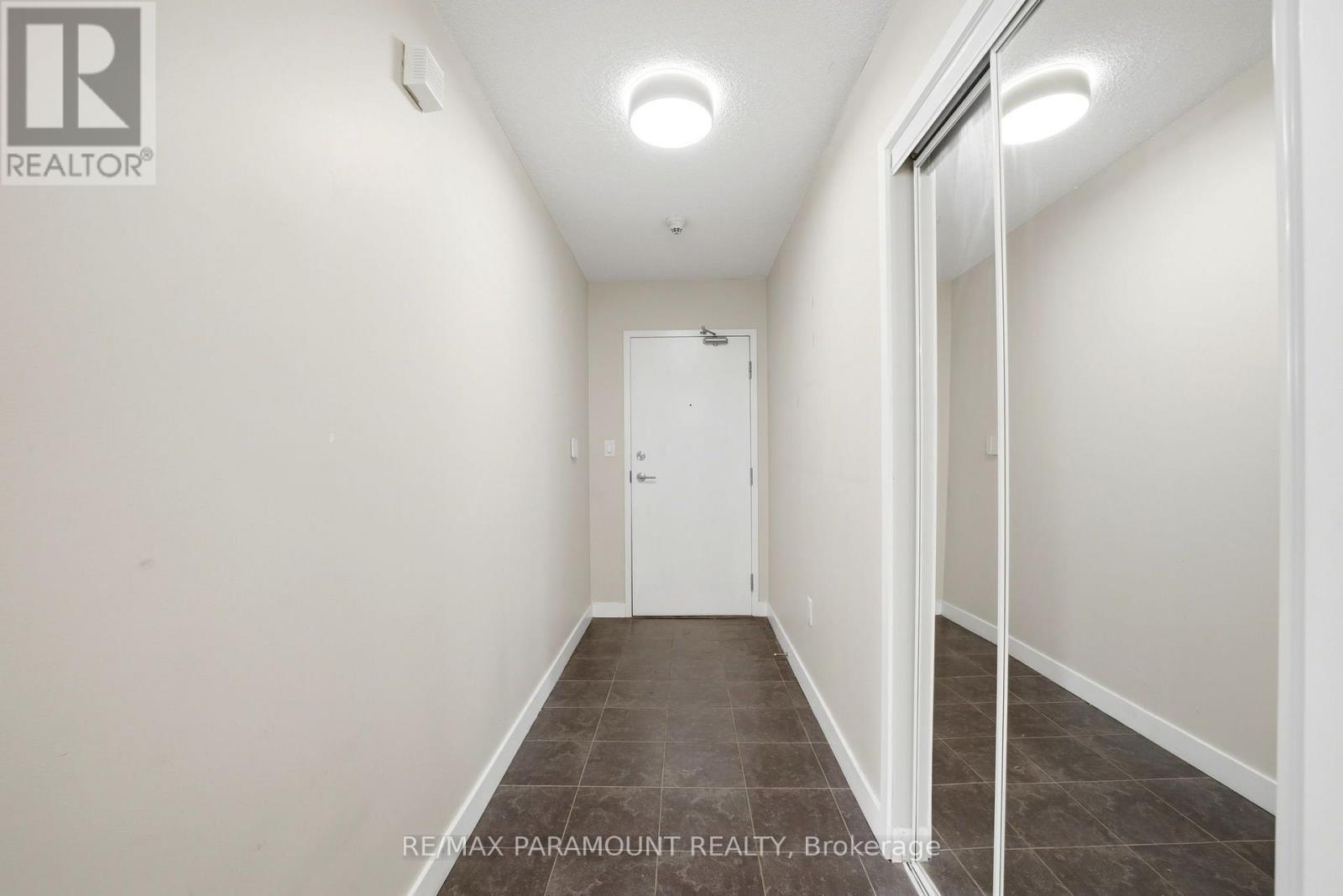 215 - 11 BRUNEL COURT, Toronto (Waterfront Communities) — photo 4