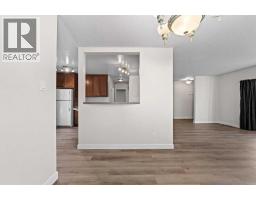 Family room - 6218 34a Avenue, Edmonton, AB T6L1E4 Photo 9