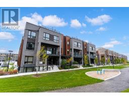 11 - 26 Lytham Green Circle, Newmarket, ON L3Y0H5 Photo 40