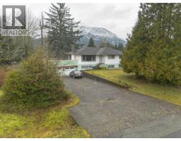 40127 Kalodon Road, Squamish, BC V0N1T0 Photo 22