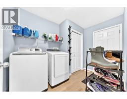 14 Bayside Park SW - photo 13