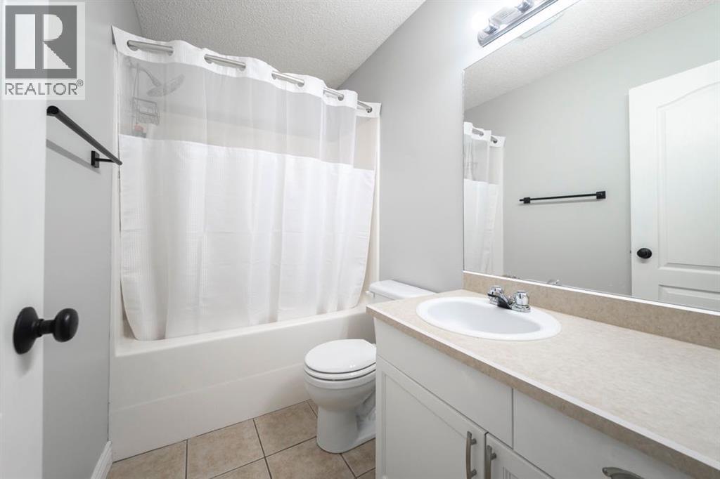 109 Laurier Road, Fort McMurray