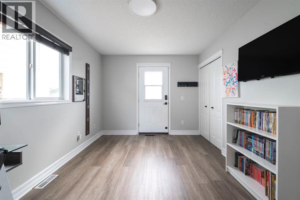 109 Laurier Road, Fort McMurray