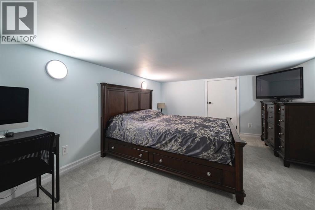109 Laurier Road, Fort McMurray