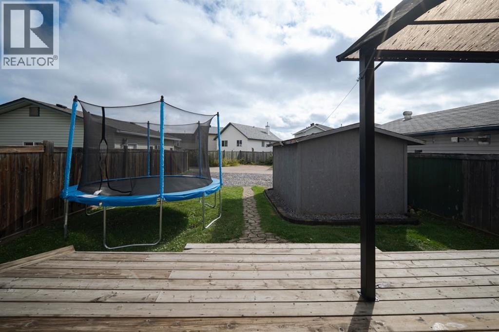 109 Laurier Road, Fort McMurray