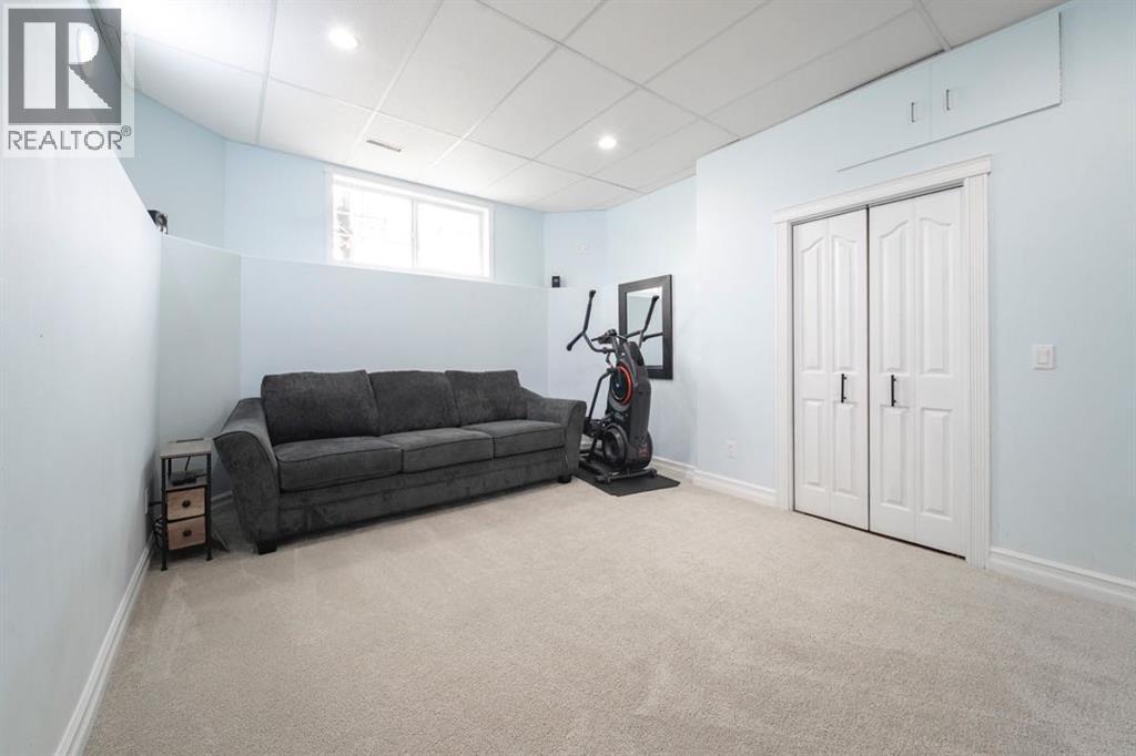 109 Laurier Road, Fort McMurray