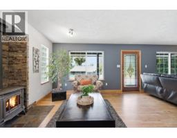 Living room - 1755 Whibley Rd, Errington, BC V0R1M0 Photo 11
