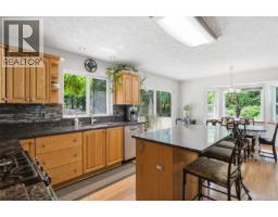 1755 Whibley Rd, Errington, BC V0R1M0 Photo 13