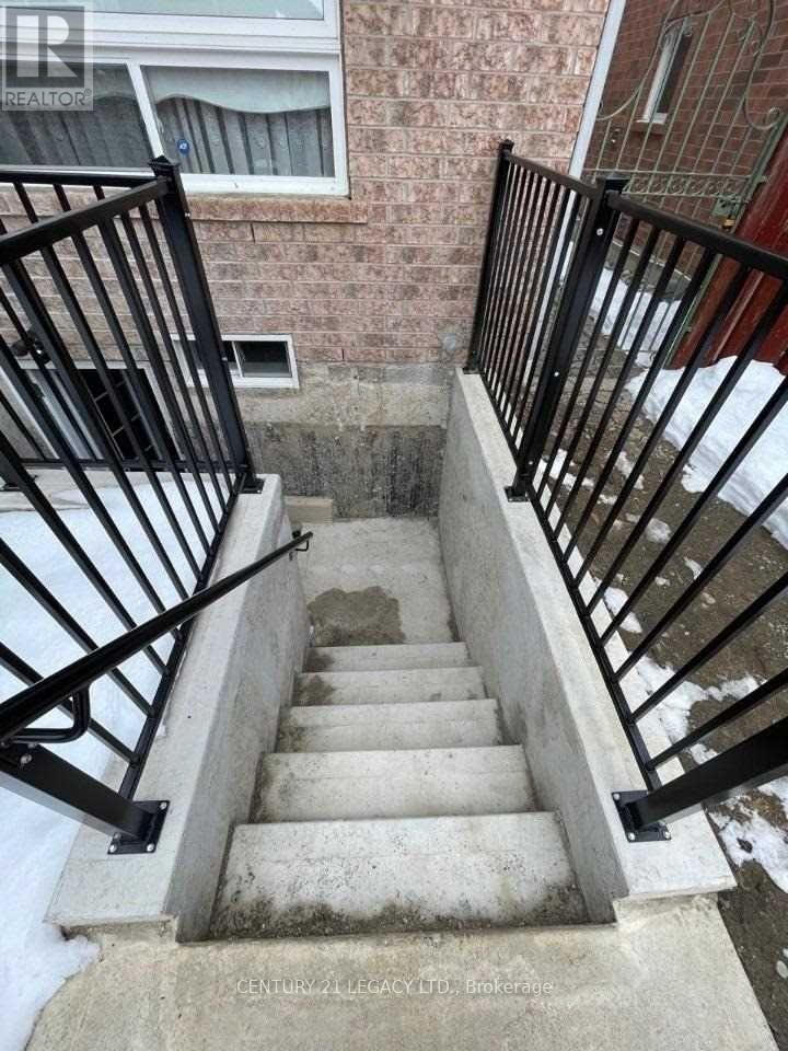 82 FERNCROFT PLACE E, Brampton (Fletcher's Meadow) — photo 3