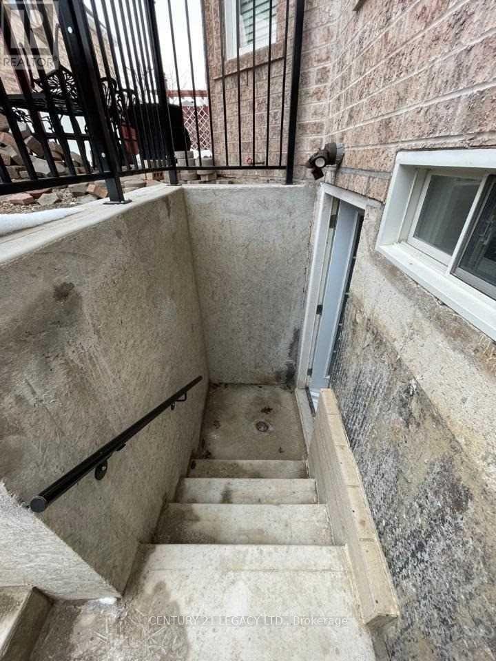 82 FERNCROFT PLACE E, Brampton (Fletcher's Meadow) — photo 4