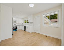 11055 Oriole Drive, Surrey, BC V3R5A7 Photo 14