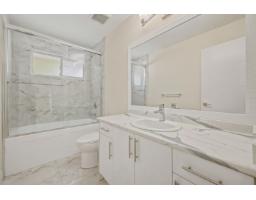 11055 Oriole Drive, Surrey, BC V3R5A7 Photo 18