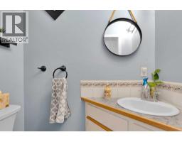 Laundry room - 84a Cedarwood Hill Sw, Calgary, AB T2W3H5 Photo 12