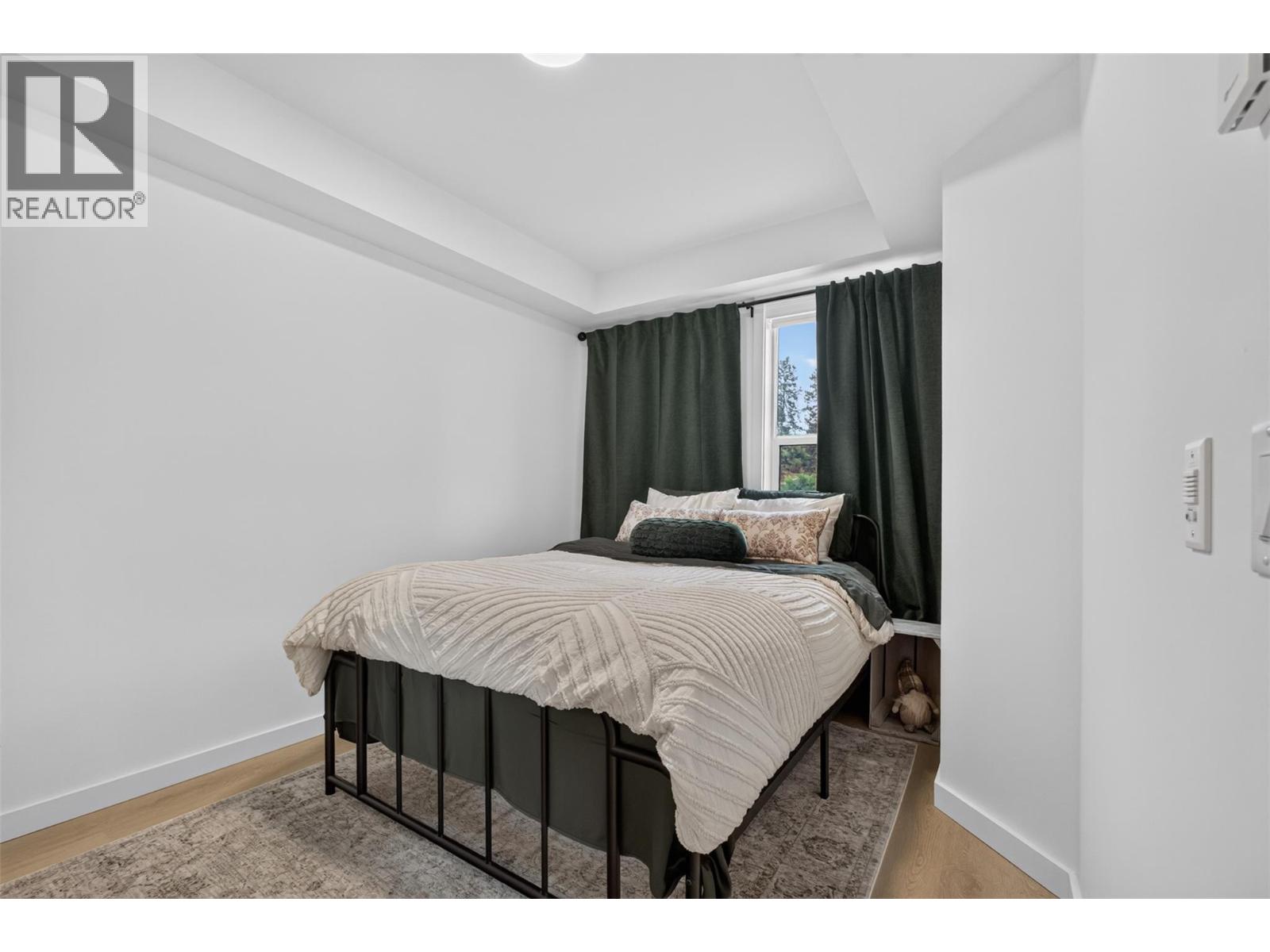 #67 685 Boynton Place - Image 8