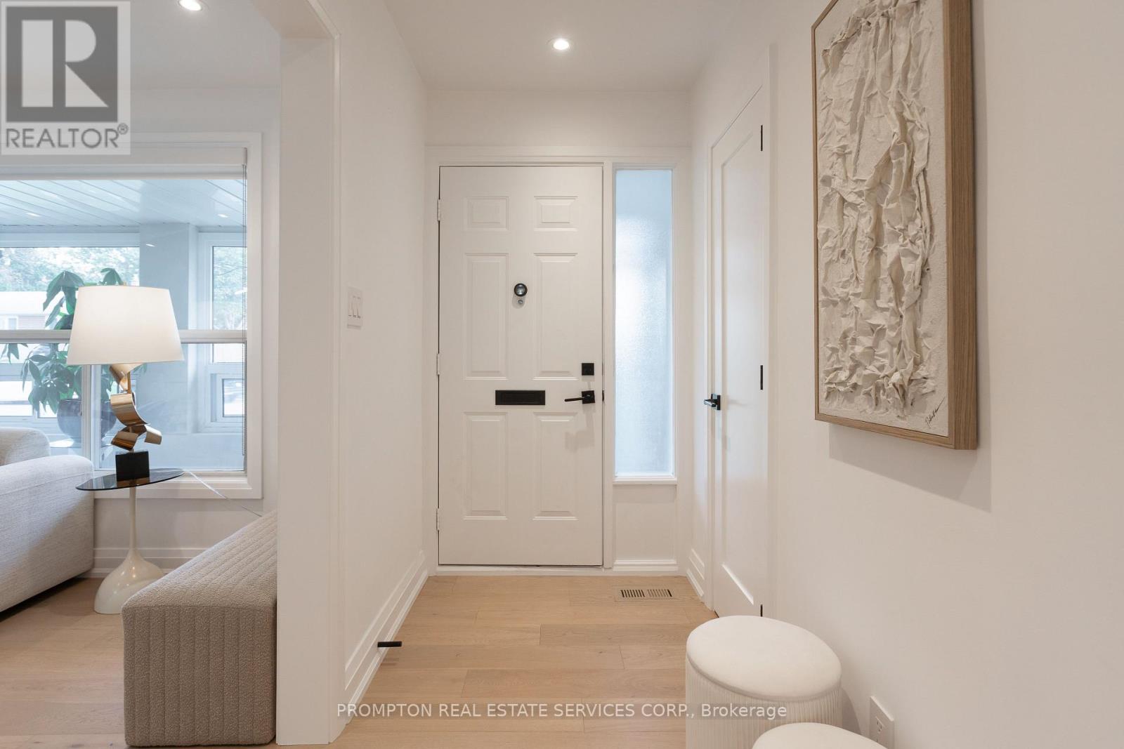 2 FILBERT GATE - 4