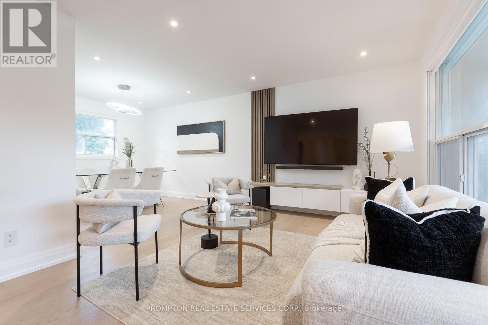 2 FILBERT GATE - 6