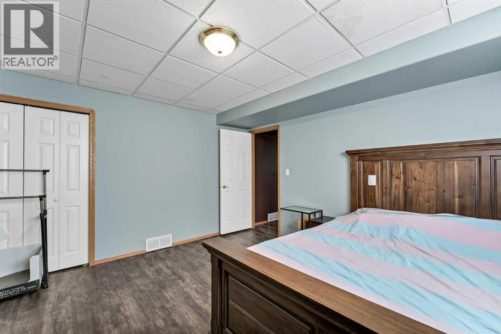 460 Spruce Way SE - Image 18