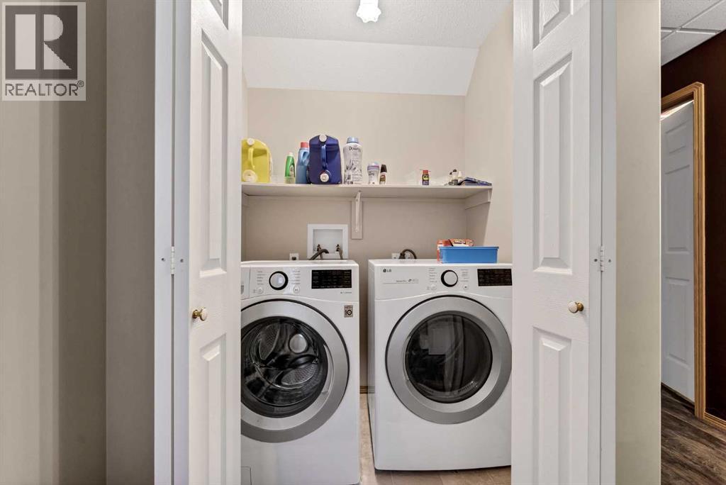 460 Spruce Way SE - Image 21