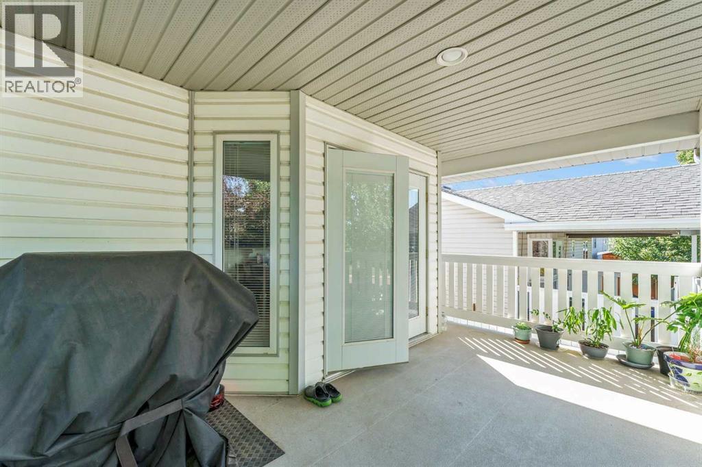 460 Spruce Way SE - Image 24