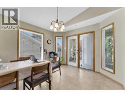 Family room - 460 Spruce Way Se, Medicine Hat, AB T1B4L5 Photo 10