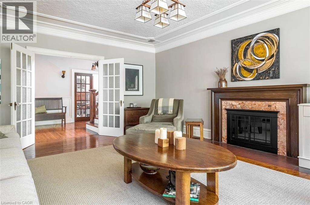 2 OAK KNOLL Drive, Hamilton — photo 8