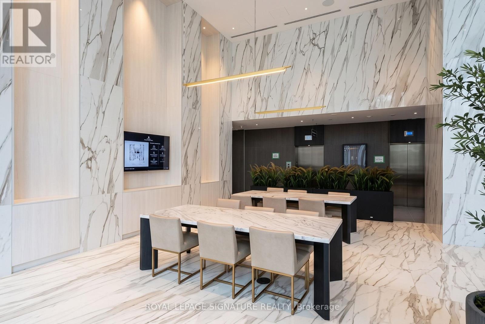 2503 - 448 BURNHAMTHORPE ROAD W, Mississauga (City Centre) — photo 3