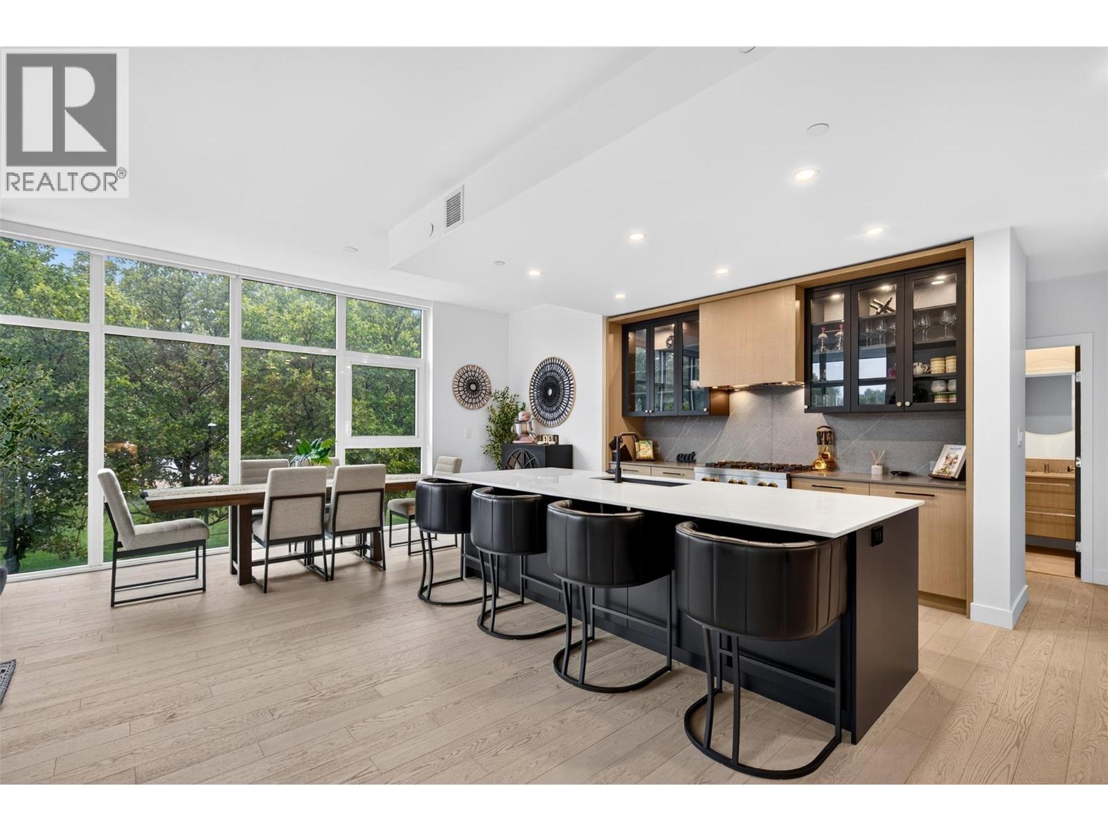 #315 3389 Lakeshore Road - Image 7
