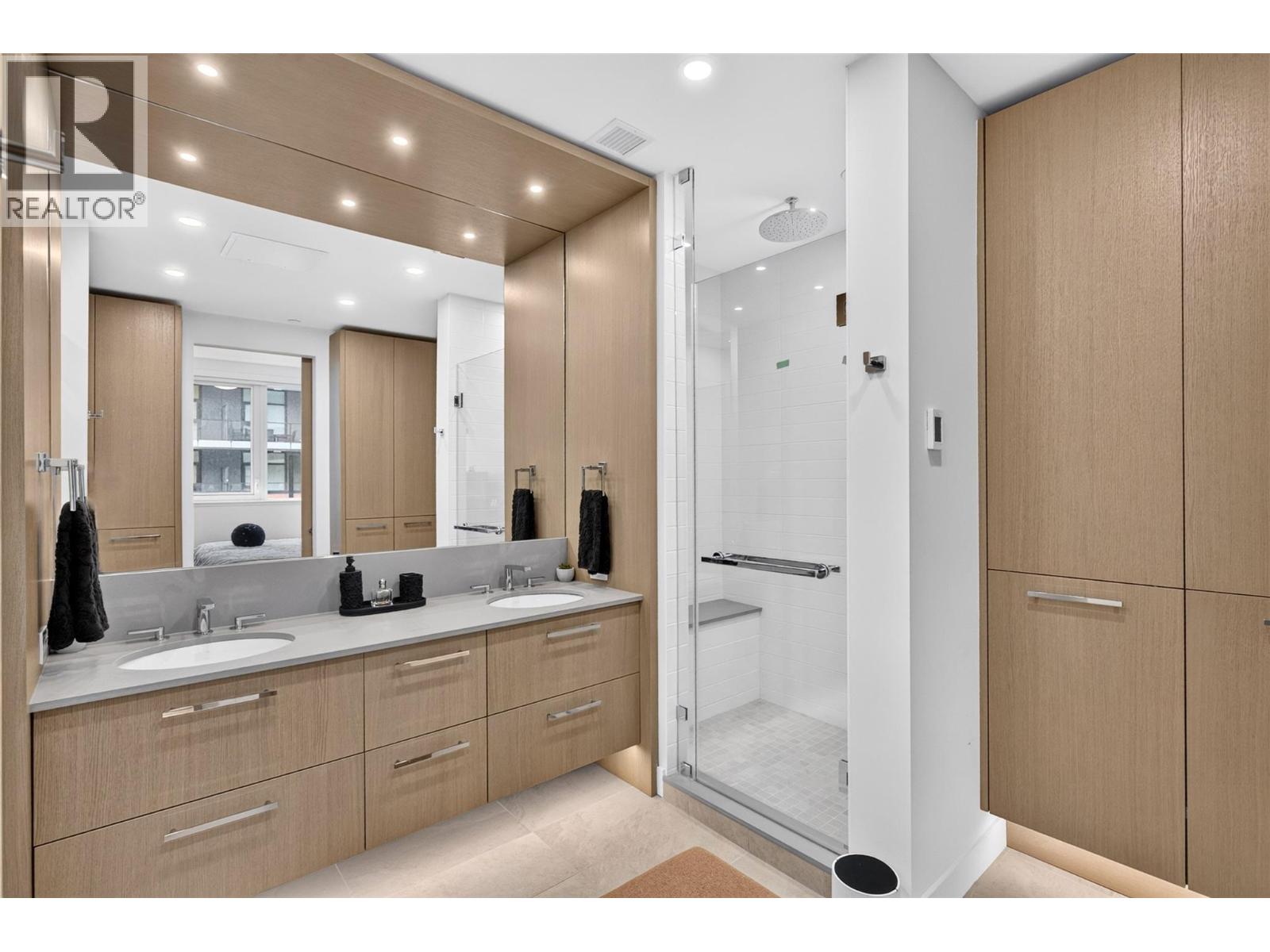 #315 3389 Lakeshore Road - Image 24
